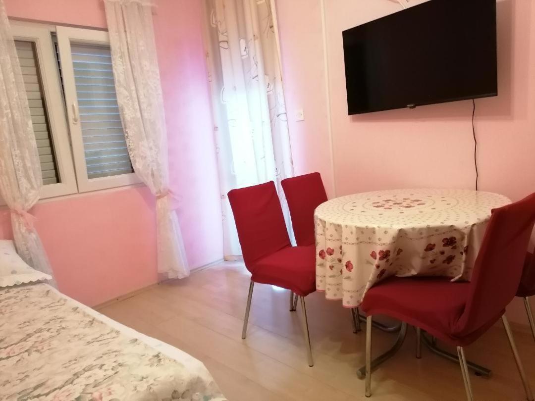 Apartmani Milisa L 프리모스턴 외부 사진